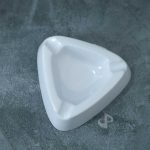 ASBAK SEGI TIGA PUTIH 5'