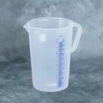 GELAS TAKARAN PLASTIK (2LT)