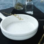 PIRING PAN WITH HANDLE PUTIH