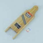 PARUTAN KERIPIK SERBAGUNA KAYU