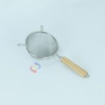 SARINGAN MINYAK GAGANG KAYU 12.5CM